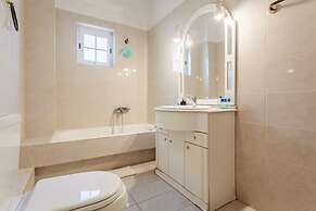 Casa Nebari Seaside Home-fully Equipped Ideal Spot