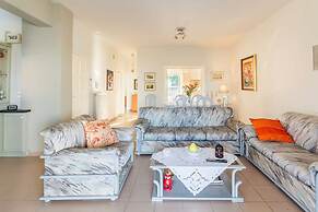 Casa Nebari Seaside Home-fully Equipped Ideal Spot