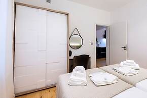 Aigli Seafront Loft-bespoke Design Gem