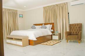 Pot of Gold Butler Residence