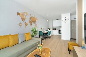 Apartment With Parking by Renters