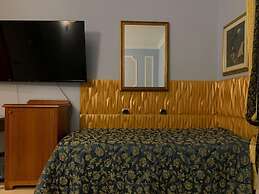 Consoli Romani Vatican Rooms