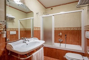 Consoli Romani Vatican Rooms