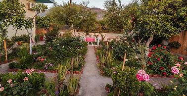 Summer Rose Garden Getaway - A Step to the Beach