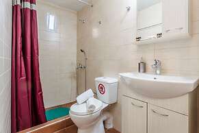 Summer Rose Garden Getaway - A Step to the Beach