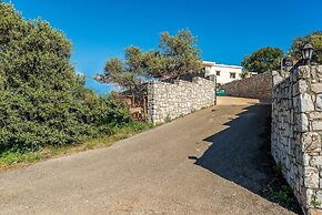 Escape to Paradise - Chania s Seaside Getaway