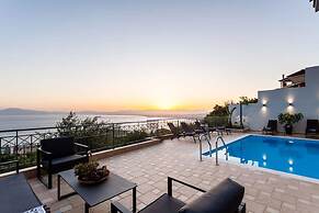 Aigli Luxury Villa - Panoramic Seaview Retreat