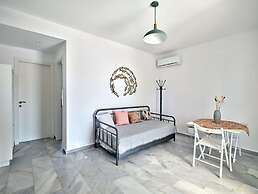 Villa Maria - Naoussa Fishes Blue Grey Suite