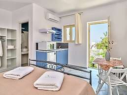 Villa Maria - Naoussa Squares Blue Gold Suite