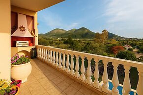 Beachfront Luxury Villa-private Pool Garden Heaven