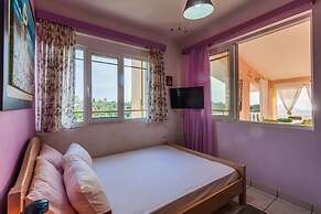 Beachfront Luxury Villa-private Pool Garden Heaven