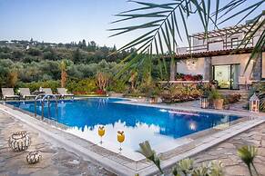 Chania Secluded Gem - Kallithea Private Pool Villa