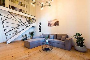 Aigli Seafront Loft-luxury Design Retreat