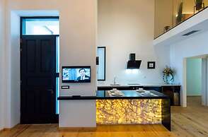 Aigli Seafront Loft-luxury Design Retreat