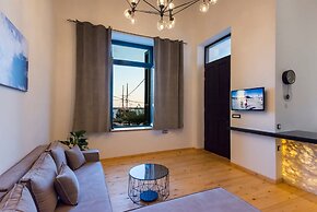 Aigli Seafront Loft-luxury Design Retreat