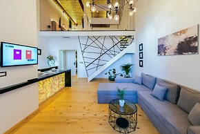 Aigli Seafront Loft-luxury Design Retreat