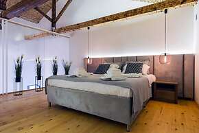 Aigli Seafront Loft-luxury Design Retreat