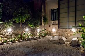 Aigli Seafront Loft-luxury Design Retreat