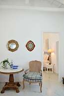 A Sea-licious Vacation - Chic Style in Hydra