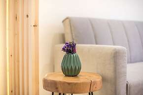 The Urban Loft 2 - Athens Unique Oasis