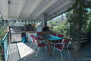 Nerotrivia Villa - Ocean Panorama and Lush Gardens