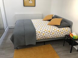 Cosy Flat for 1-3 not far From City Centre