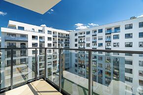 Apartment in a Green Area by Renters