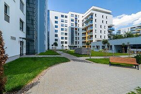 Apartment in a Green Area by Renters