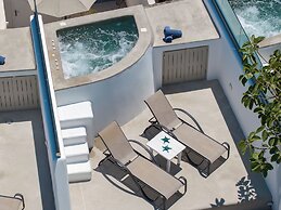 Yiota Collection  3Suites&3Prive Jacuzzi