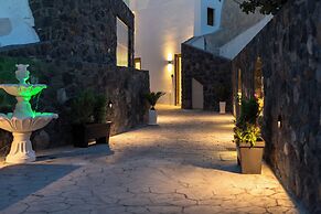 Yiota Collection  3Suites&3Prive Jacuzzi