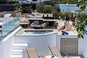 Yiota Collection  3Suites&3Prive Jacuzzi