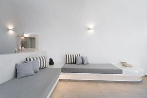 Yiota Collection  3Suites&3Prive Jacuzzi