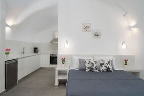 Yiota Collection  3Suites&3Prive Jacuzzi