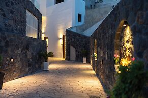 Yiota Collection  3Suites&3Prive Jacuzzi