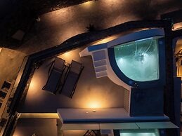 Yiota Collection  3Suites&3Prive Jacuzzi