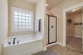 Spacious 3BR Condo in Ocean Springs