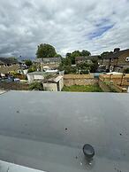 Drayton Dream House - 6 Bedrooms