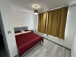 Drayton Dream House - 6 Bedrooms