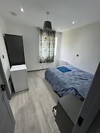 Drayton Dream House - 6 Bedrooms