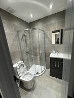 Drayton Dream House - 6 Bedrooms