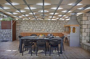 Villa Chara by Estia