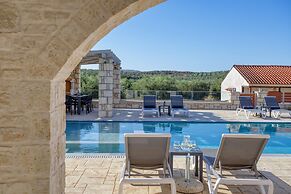 Villa Chara by Estia