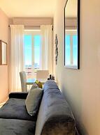 Bright studio with balcony - Visconti 14