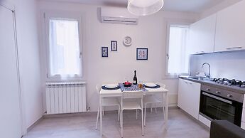 Maison De La Brodeuse