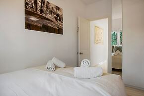 La Alcazaba Sleek Apartment in Marbella - Ref M48