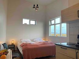 Hamar - Puffin Cottages & Rooms