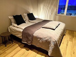 Hamar - Puffin Cottages & Rooms