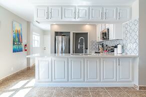 Miramar Villas Resort