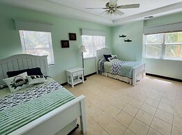 Miramar Villas Resort