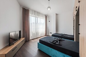 The City Center Penthouse by PS